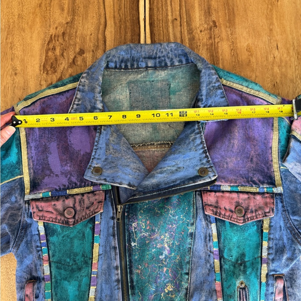 Vintage 1980s Hand Painted Denim Purple & Teal Women's Crop Jean Jacket - Picture 15 of 17